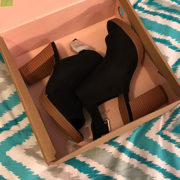 Charlotte Russe Shoes - NWT STILL IN BOX Platform Heels